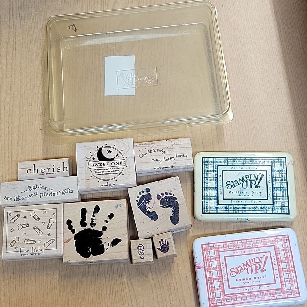 - Stampin Up lot of‎ 9 Baby stamps and ink pad (set I)